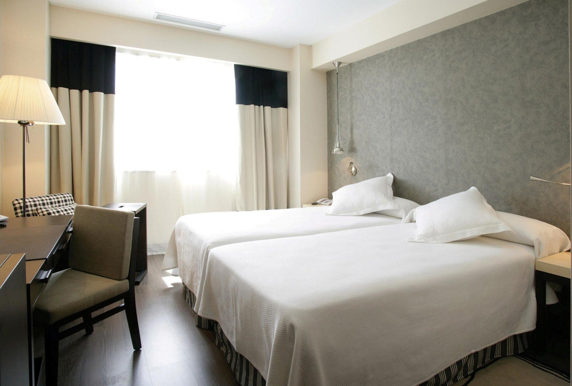 Hotel Nh Alcorcón Exteriér fotografie