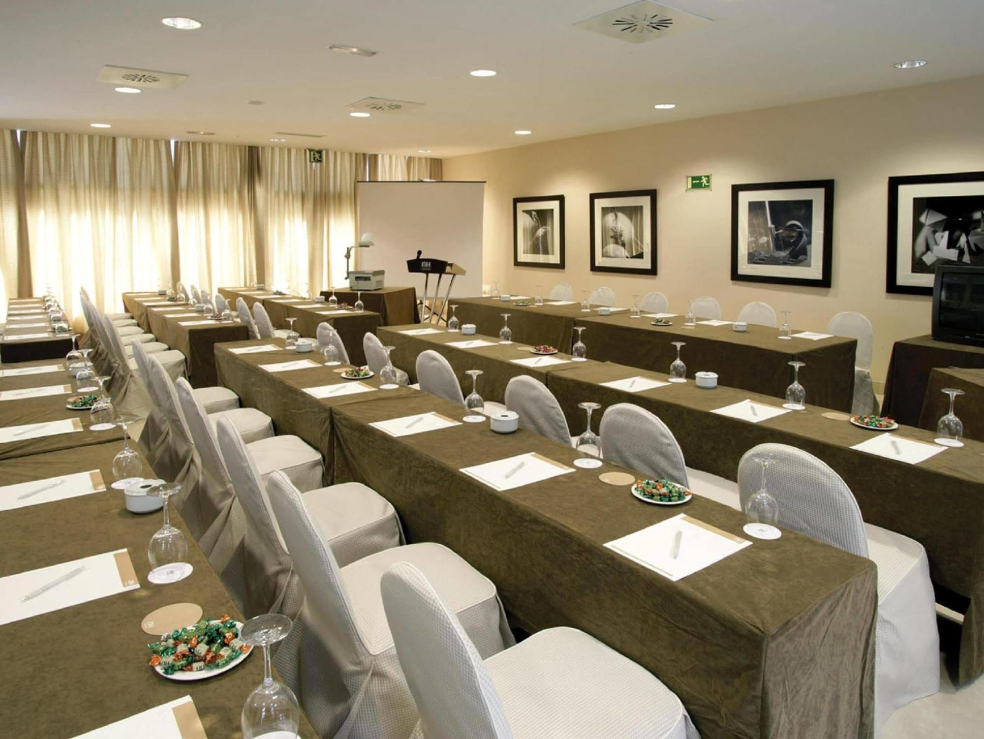 Hotel Nh Alcorcón Exteriér fotografie